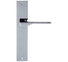 Дверная ручка на планке Extreza Hi-Tech ADONA 122 PL11 полированный хром F04