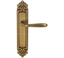 Дверная ручка Extreza ALDO (Альдо) 331 на планке PL02 матовая бронза F03 без доп. запирания PASS