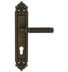 Дверная ручка на планке Extreza BENITO-PL02-CYL85-F23 (BENITO 307) античная бронза