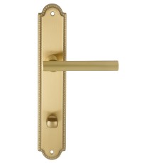 Дверная ручка на планке Extreza PIVOT 132 PL03-WC-96 матовая латунь глянец F07