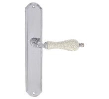Дверная ручка Extreza DANA CRACKLE (Дана кракле) 306 на планке PL01 полированный хром F04