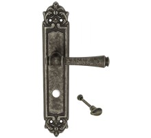 Дверная ручка Extreza PIERO (Пиеро) 326 на планке PL02 WC античное серебро F45