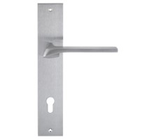 Дверная ручка на планке Extreza ERICA-PL11-CYL-85-F05 (ERICA 119) матовый хром