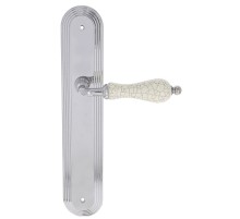 Дверная ручка Extreza DANA CRACKLE (Дана кракле) 306 на планке PL05 полированный хром F04