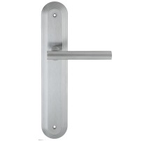 Дверная ручка на планке Extreza PIVOT 132 PL05 матовый хром F05