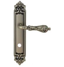 Дверная ручка Extreza GRETA (Грета) 302 на планке PL02 старинное серебо матовое + черный F64 сантехническая завертка WC