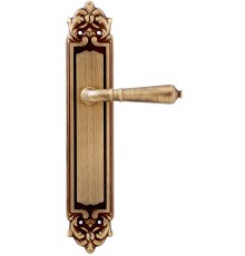 Дверная ручка на планке Extreza Classic PETRA 304 PL02 матовая бронза F03