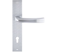 Дверная ручка Extreza Hi-Tech ELIO (Элио) 109 на планке PL11 матовый хром F05 под цилиндровый механизм CYL