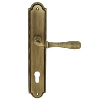 Дверная ручка Extreza CARRERA (Каррера) 321 на планке PL03 CYL матовая бронза F03