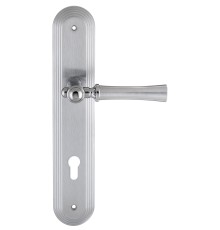Дверная ручка на планке Extreza DEZI 309 PL05-CYL-85-F05-F04-F05 матовый хром / хром / планка матовый хром