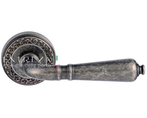 Дверная ручка Extreza Classic PETRA 304 круглая розетка R06 античное серебро F45