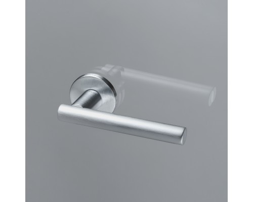 Дверная ручка Extreza HI-TECH PIVOT (Пивот) 132 R16 матовый хром F05 Дверная ручка Extreza HI-TECH PIVOT (Пивот) 132 R16 матовый хром F05