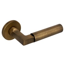 Дверная ручка на розетке Extreza STEM-R16-F03 (STEM 135) матовая бронза