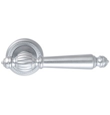 Дверная ручка Extreza Classic DANIEL 308 круглая розетка R03 матовый хром F05