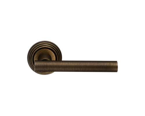 Дверная ручка Extreza CLASSIC PIVOT 132 на круглом основании R05 матовая бронза F03 Дверная ручка Extreza CLASSIC PIVOT 132 на круглом основании R05 матовая бронза F03