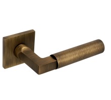 Дверная ручка на розетке Extreza STEM-R15-F03 (STEM 135) матовая бронза