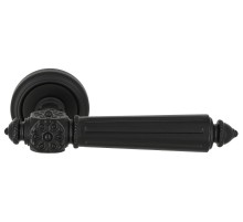 Дверная ручка Extreza LEON (Леон) 303 на розетке R01 черный матовый F22