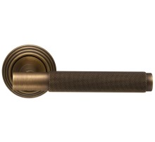 Дверная ручка Extreza Classic TUBA 126 круглая розетка R05 матовая бронза F03