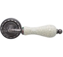 Дверная ручка Extreza DANA CRACKLE (Дана кракле) 306 на розетке R02 античное серебро F45