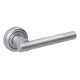 Дверная ручка Extreza CLASSIC PIVOT 132 на круглом основании R01 матовый хром F05