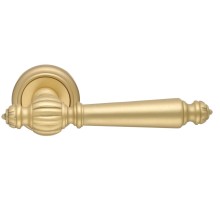 Дверная ручка Extreza Classic DANIEL 308 круглая розетка R01 матовая латунь F02