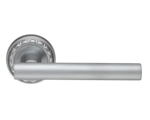 Дверная ручка Extreza CLASSIC PIVOT 132 на круглом основании R02 матовый хром F05 Дверная ручка Extreza CLASSIC PIVOT 132 на круглом основании R02 матовый хром F05