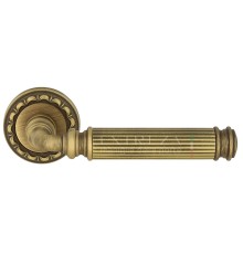 Дверная ручка Extreza Classic BENITO 307 круглая розетка R02 матовая бронза F03