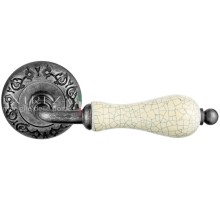 Дверная ручка Extreza DANA CRACKLE (Дана кракле) 306 на розетке R04 античное серебро F45