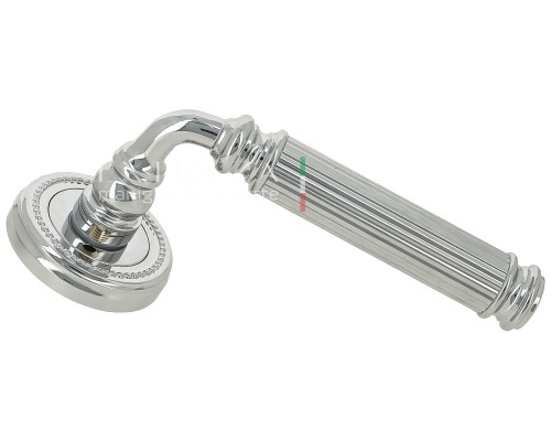 Дверная ручка Extreza BENITO-R03-F04 (BENITO 307) полированный хром Дверная ручка Extreza BENITO-R03-F04 (BENITO 307) полированный хром