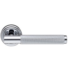 Дверная ручка Extreza Classic TUBA 126 круглая розетка R01 полированный хром F04