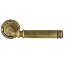 Дверная ручка Extreza Classic BENITO 307 круглая розетка R01 матовая бронза F03