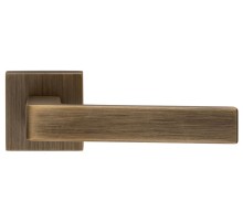 Дверная ручка Extreza Hi-Tech ENZO 117 квадратная розетка R11 (7 мм) матовая бронза F03