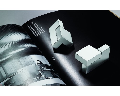 Ручка кнопка модерн COLOMBO DESIGN F501SX-CM матовый хром / хром