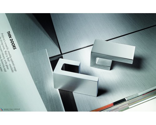 Ручка кнопка модерн COLOMBO DESIGN F503-CR полированный хром Ручка кнопка модерн COLOMBO DESIGN F503-CR полированный хром