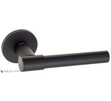 Дверная ручка на круглом основании Fratelli Cattini UNA 7FS-NM матовый черный Дверная ручка на круглом основании Fratelli Cattini UNA 7FS-NM матовый черный