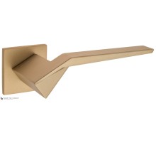 Дверная ручка на квадратном основании Fratelli Cattini UGO 8FS-BS матовая латунь