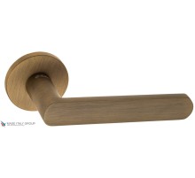 Дверная ручка на круглом основании Fratelli Cattini NEVADA 7FS-BY матовая бронза Дверная ручка на круглом основании Fratelli Cattini NEVADA 7FS-BY матовая бронза