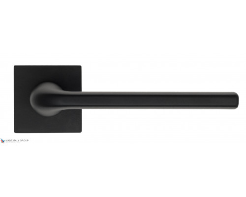 Дверная ручка на квадратном основании Fratelli Cattini LINEA 8.7-NM матовый черный Дверная ручка на квадратном основании Fratelli Cattini LINEA 8.7-NM матовый черный