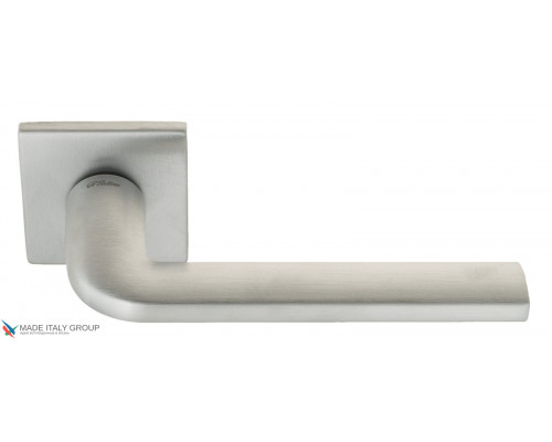 Дверная ручка на квадратном основании Fratelli Cattini LINEA 8FS-CS матовый хром Дверная ручка на квадратном основании Fratelli Cattini LINEA 8FS-CS матовый хром